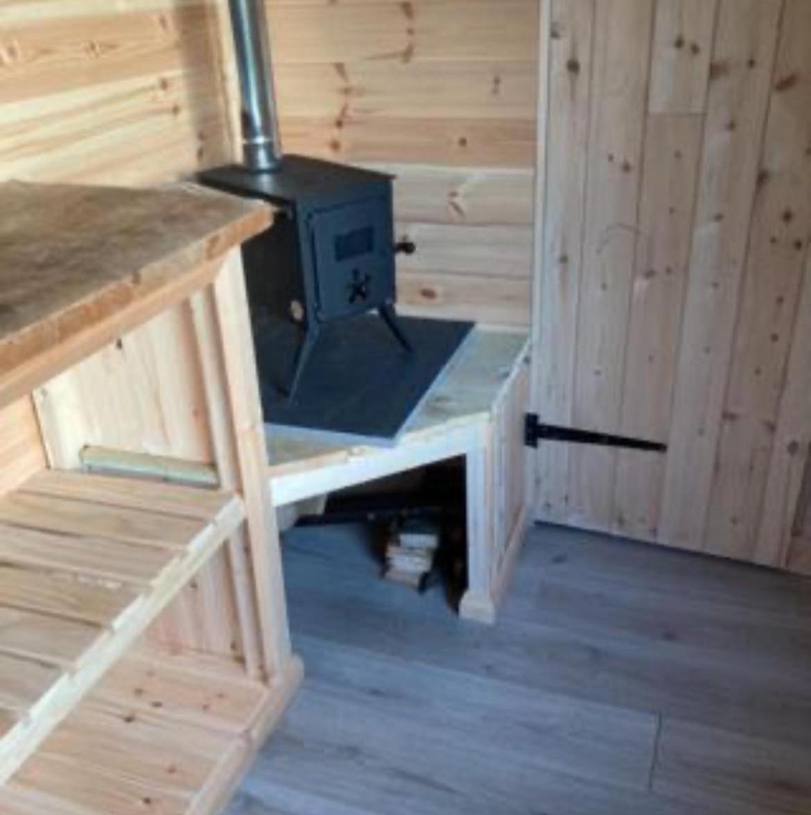 Off Grid Shepherds Hut Hotell Llansilin Eksteriør bilde